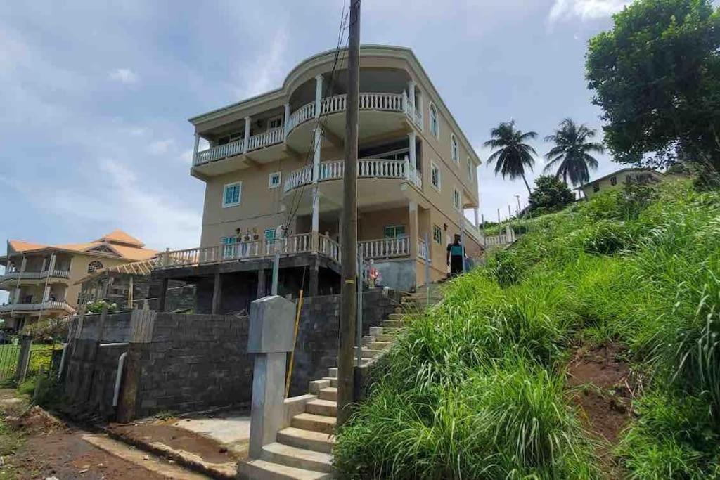 Apartamento Ark Royal Of The Caribbean Arnos Vale Exterior foto